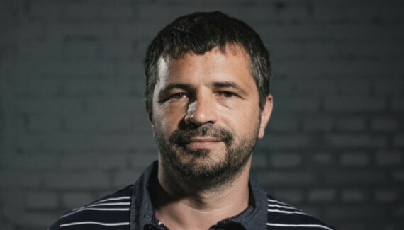 Den sedmý: Filozoficko-erotická groteska z filmově-sportovního prostředí